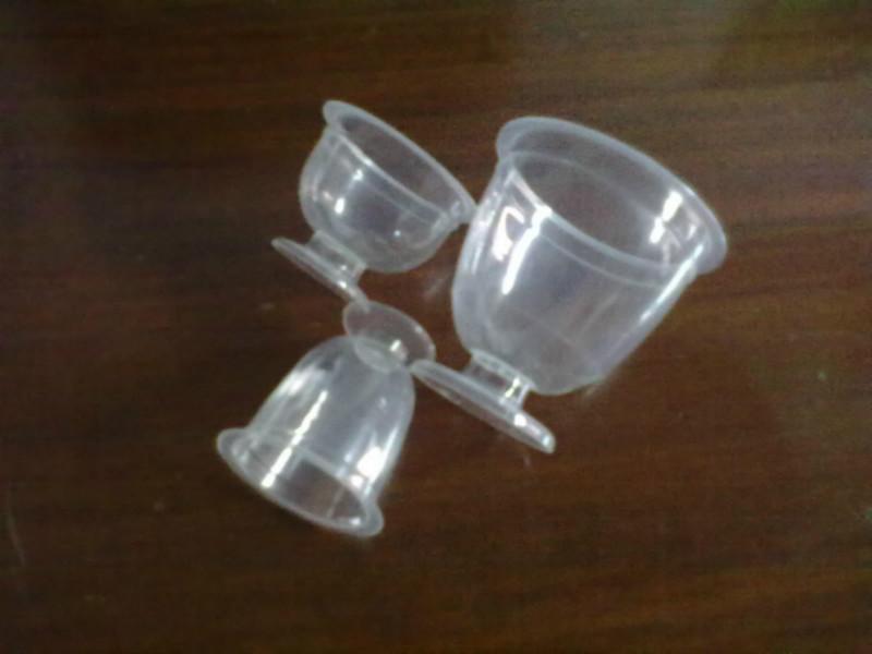供应金吉隆注塑果冻杯、汕头酒杯、一次性塑料杯生产厂家