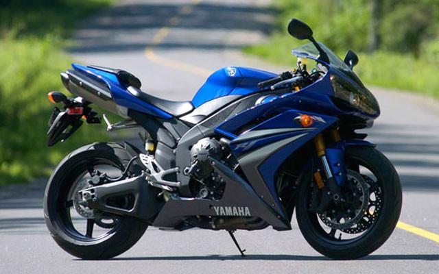 供应雅马哈yzf-r1跑车摩托车o9年