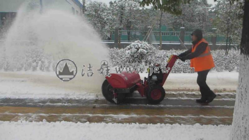 供应黑龙江供应北京洁娃扫雪机设备