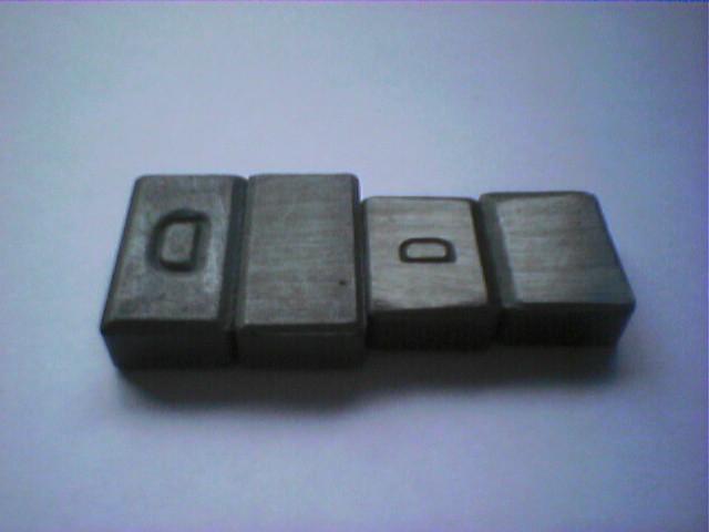 供应同性干压磁铁 方块干压磁铁 小磁铁图片