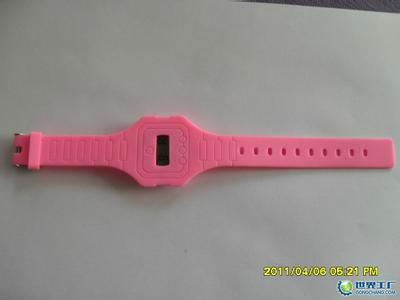 东莞正欣硅胶工厂 专业生产硅胶手表 供应新款硅胶手表