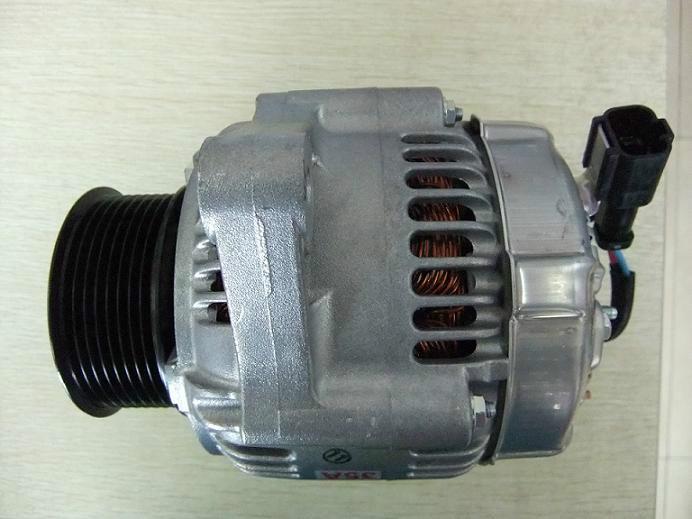小松PC220-7喷油器 喷油泵
