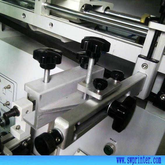 供应多功能丝印机多功能丝网印刷机圆瓶丝印机曲面丝印机圆面丝印图片