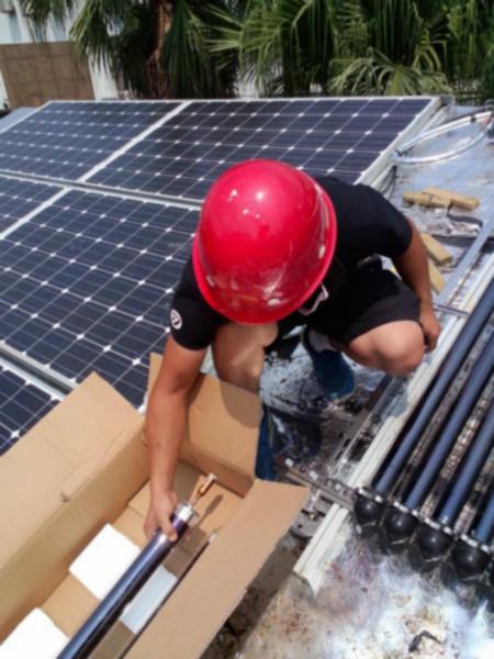 供应桂林市力诺瑞特太阳能热水器维修热线13558335258