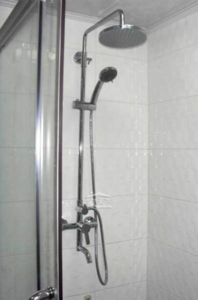 朗俊淋浴房维修 上海维修朗俊淋浴房移门滑轮更换图片