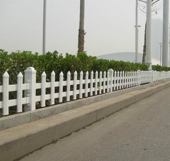 供应天津塑钢护栏销售热线13323312000