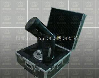 生产铝合金道具箱的厂家河南铝箱惠河铝箱厂专业生产铝合金工具箱仪器箱航空箱道具箱欢迎致电13403785555