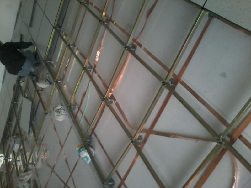 北京市防静电地板多少钱厂家供应防静电地板多少钱