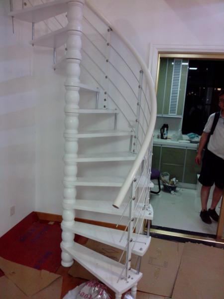 供应上海哪里有做旋转楼梯的，旋转楼梯哪里做的最好最便宜