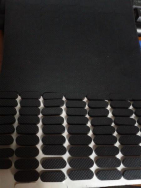 供应硅膠墊 橡胶垫 EVA垫 双面胶贴 高温胶贴 海棉垫 介子 防尘网  防滑垫图片
