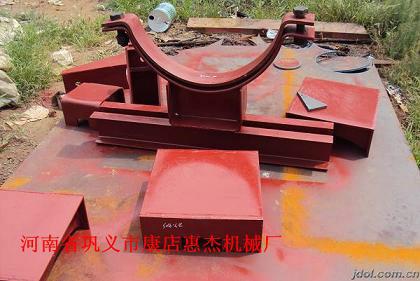郑州市管道吊架厂家供应管道吊架管夹焊接单板横担焊接管座D系列管夹