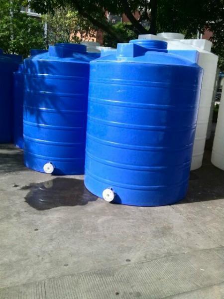 供应5吨兰色塑料大桶，5立方PE耐酸碱桶，兰色水桶，水塔，塑料储罐，化工桶
